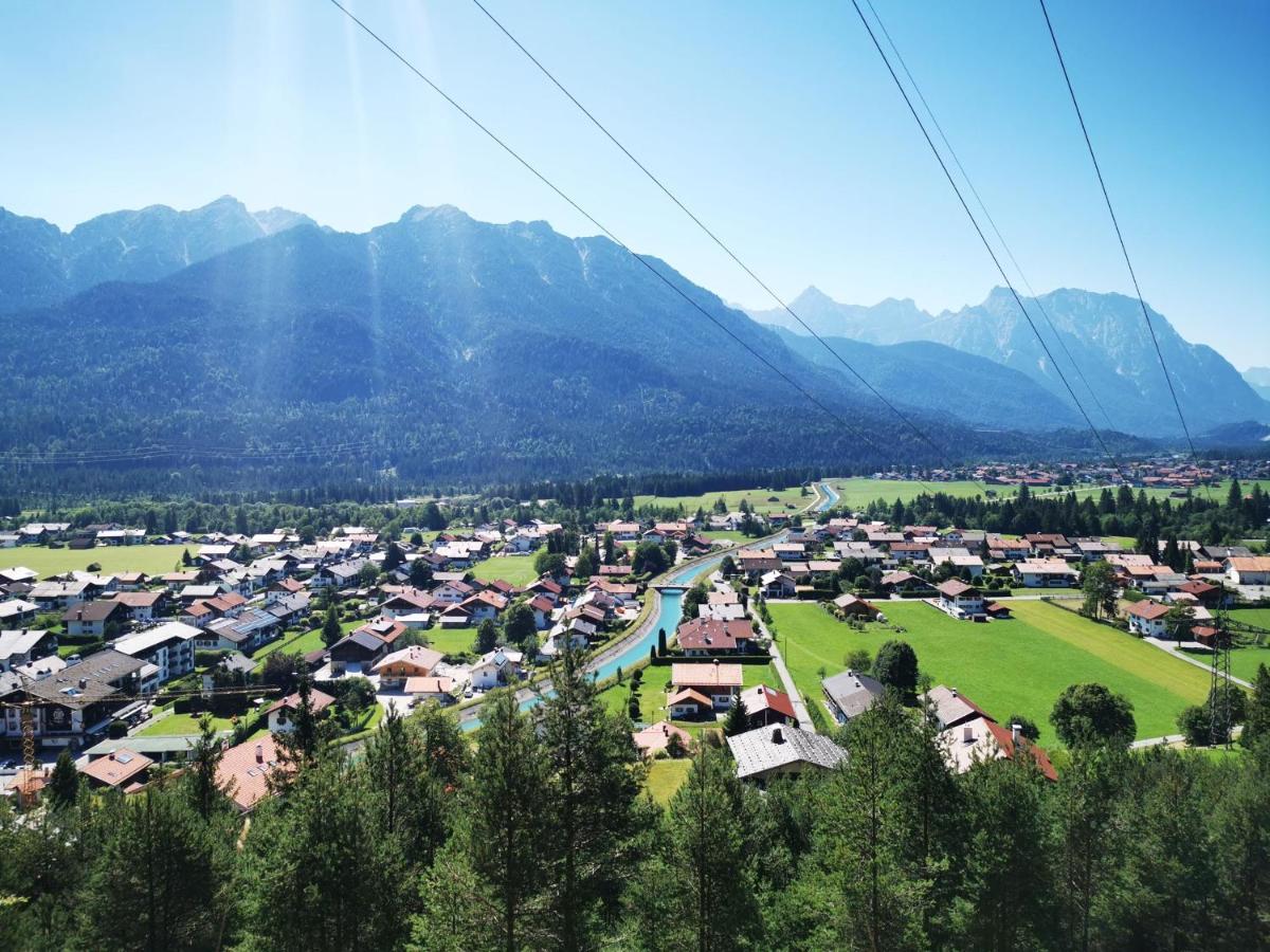 Gasthof & Hotel Zur Post Wallgau Esterno foto